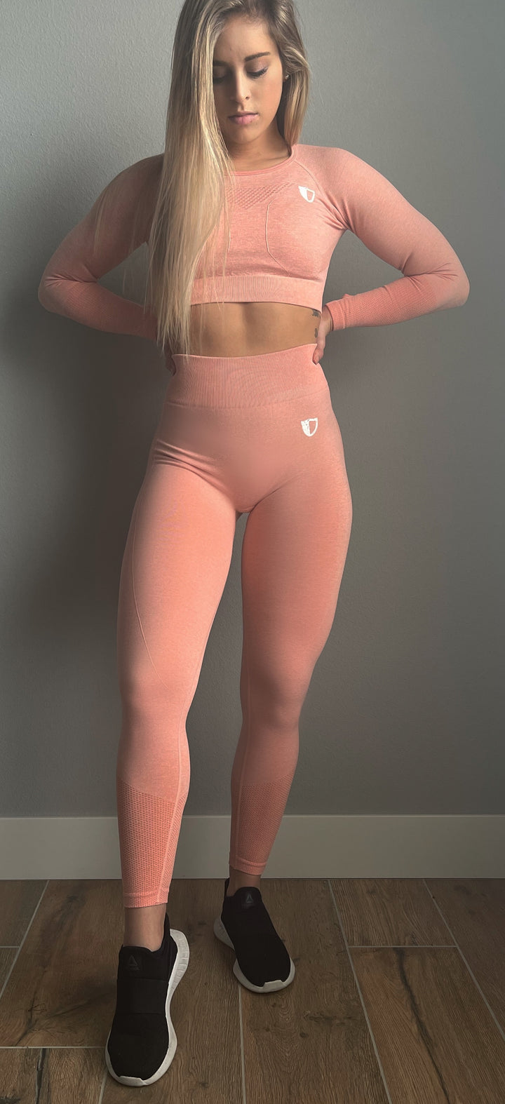 Command 1.0 Seamless Leggings: Peach - Authority Fitness