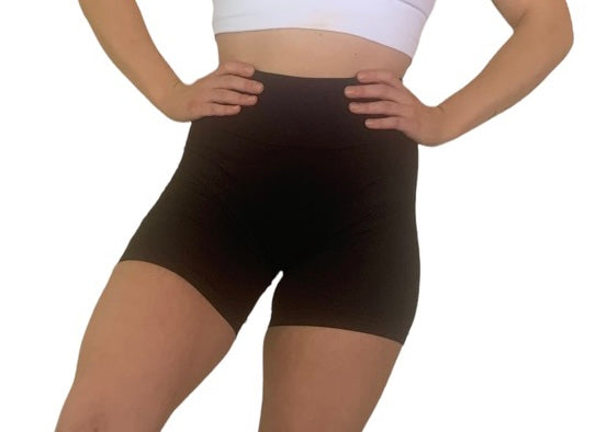 Black Pulse Scrunch Shorts - Authority Fitness